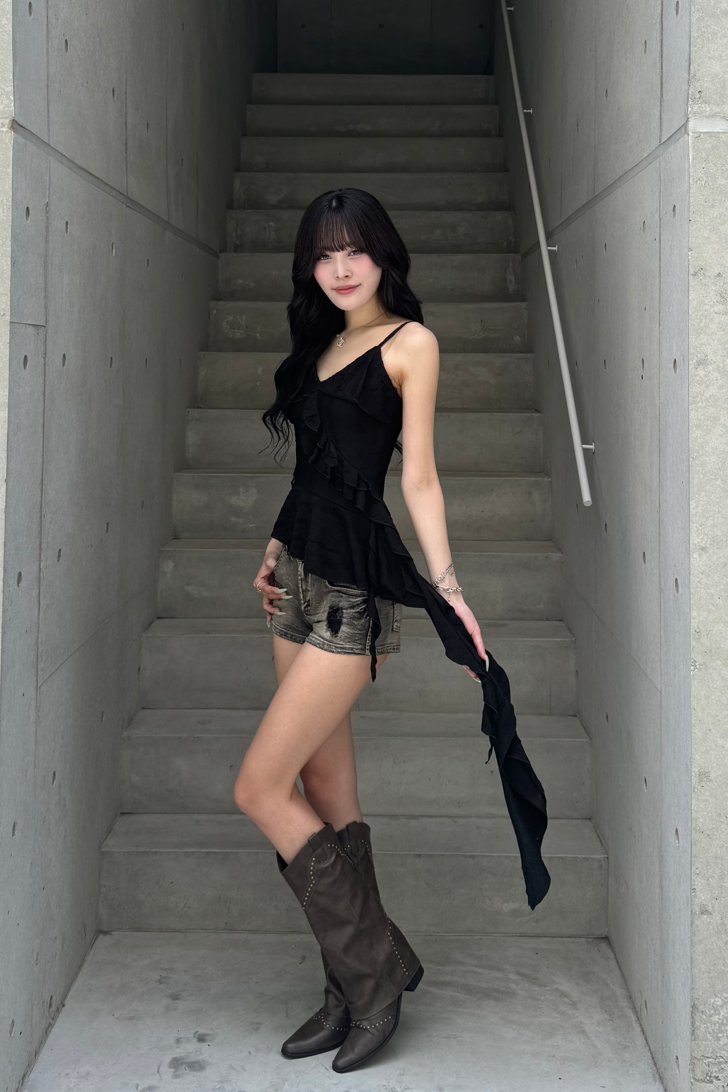 アシンメトリーフリルキャミ ZC21233