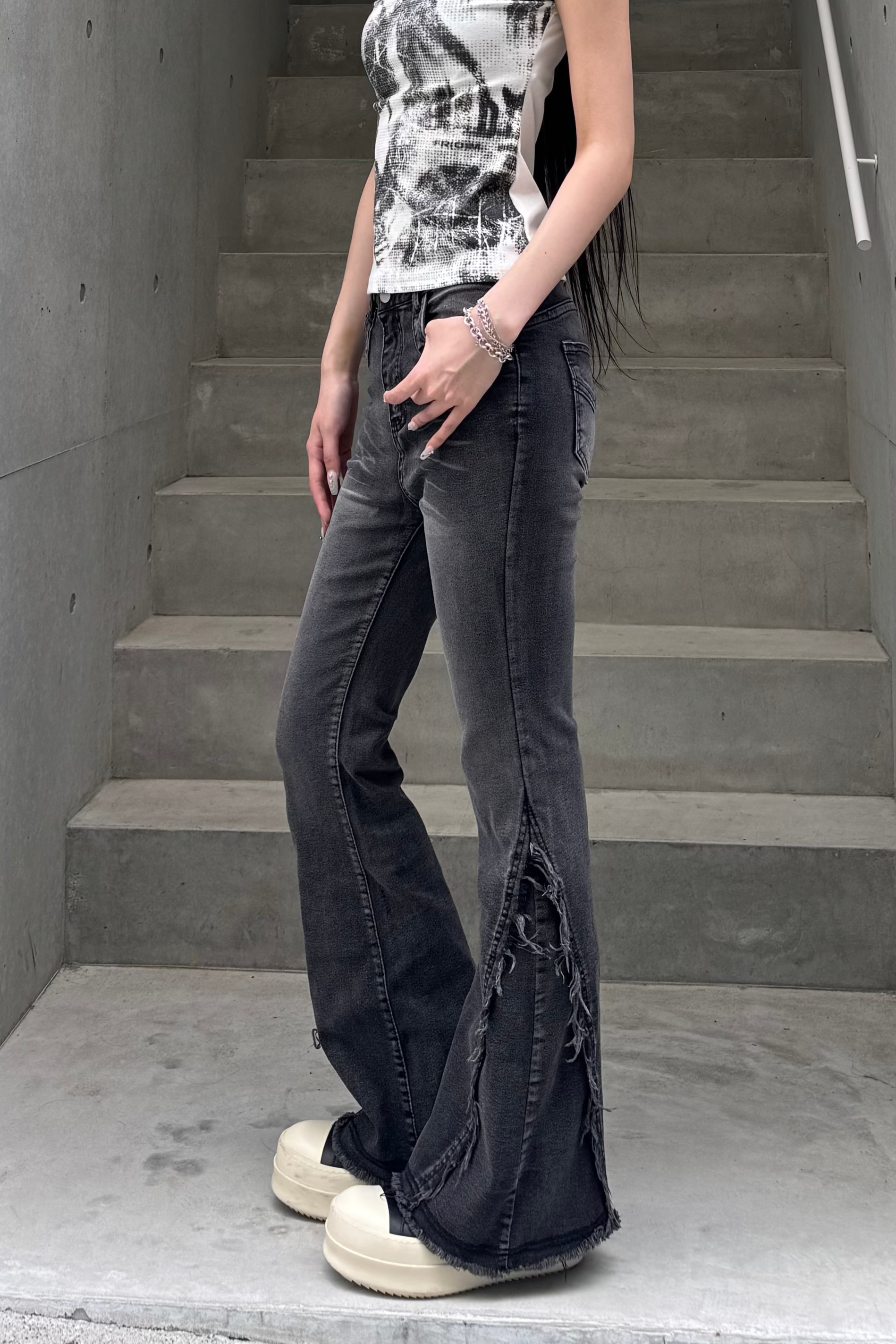 Washed Stretch Fringe Denim ZC19300