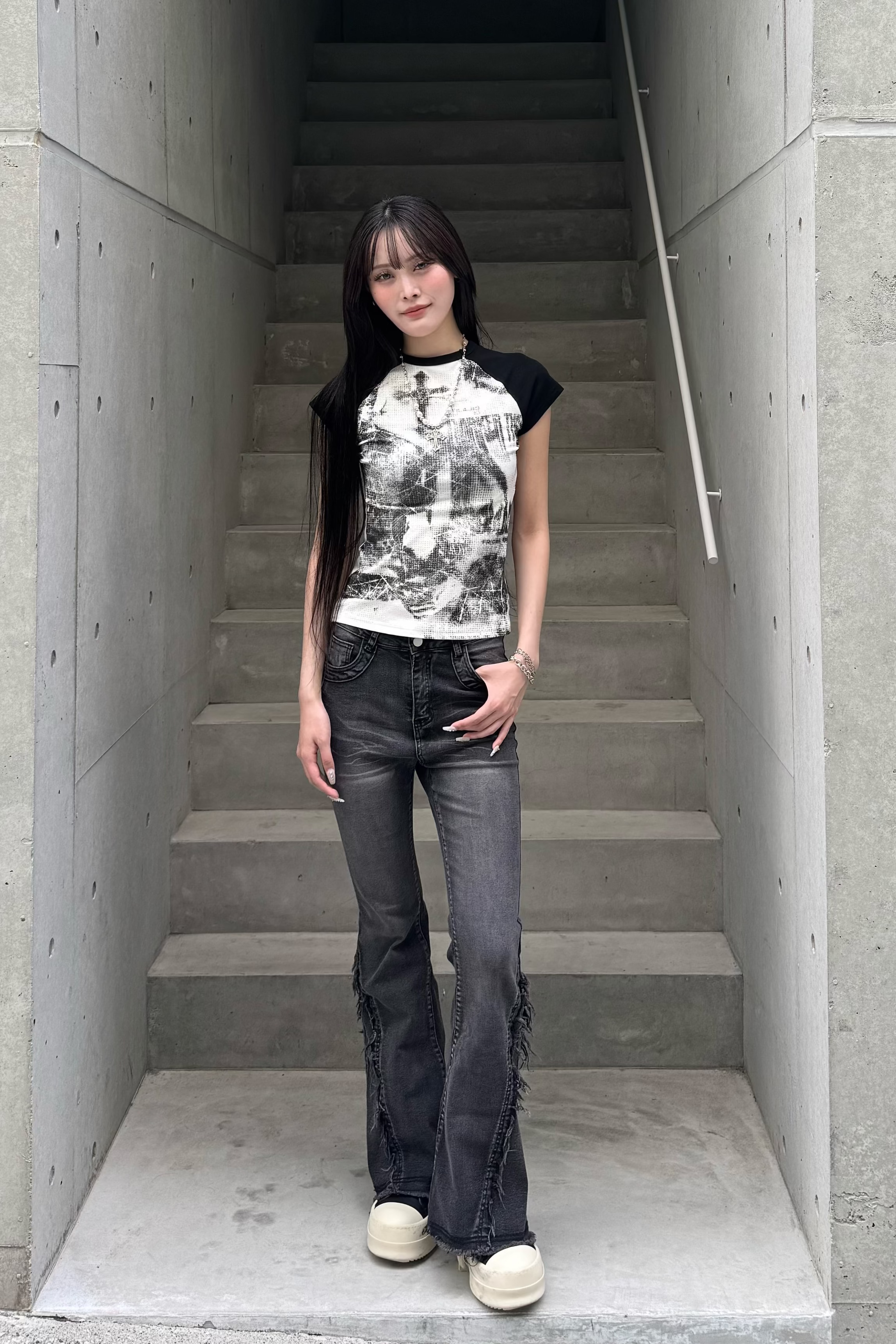 Washed Stretch Fringe Denim ZC19300