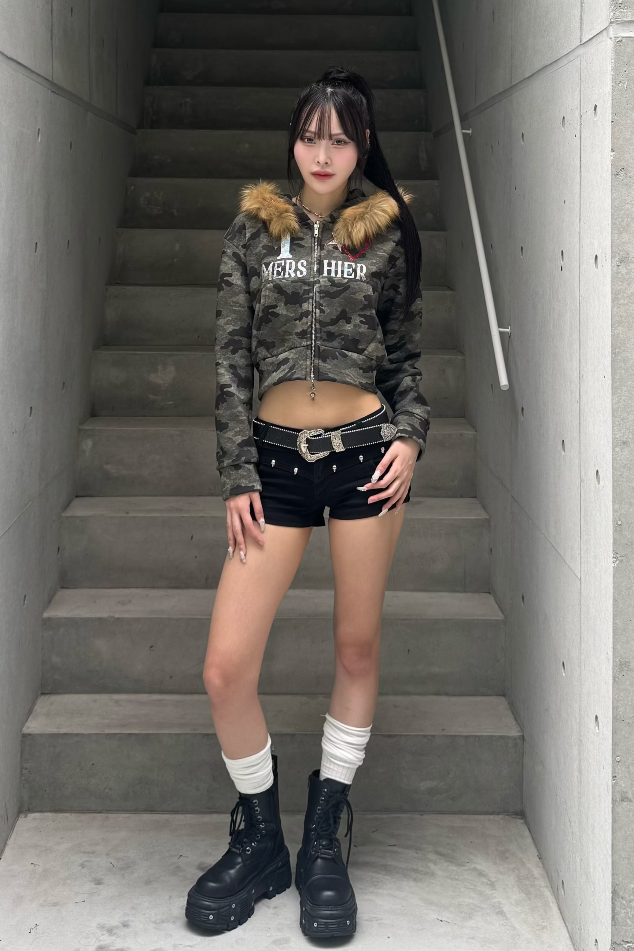 skull studs short pants ZC19411