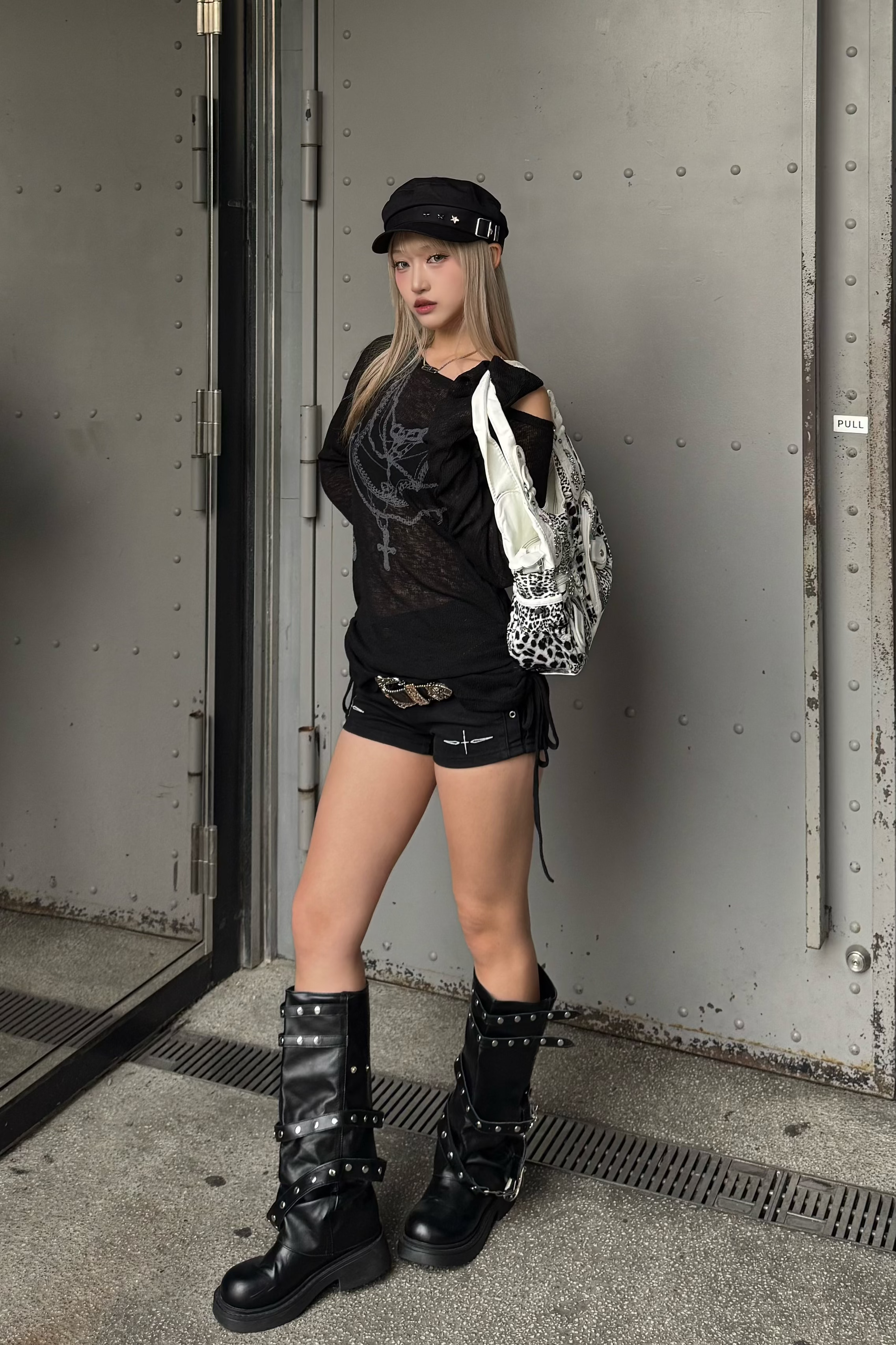 オフショルダーシアーデザインニット ZC20779