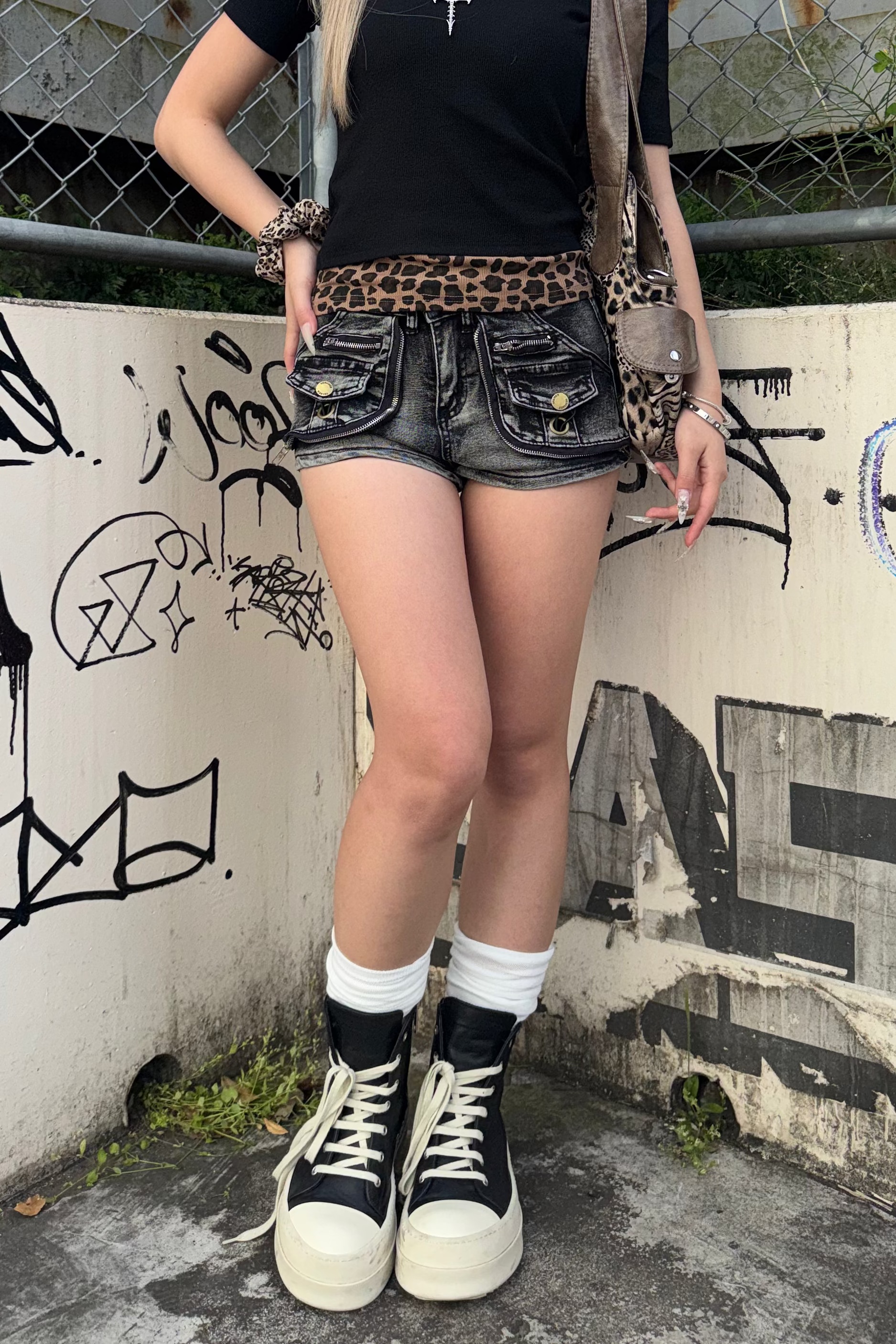 wash design short pants ZC19425