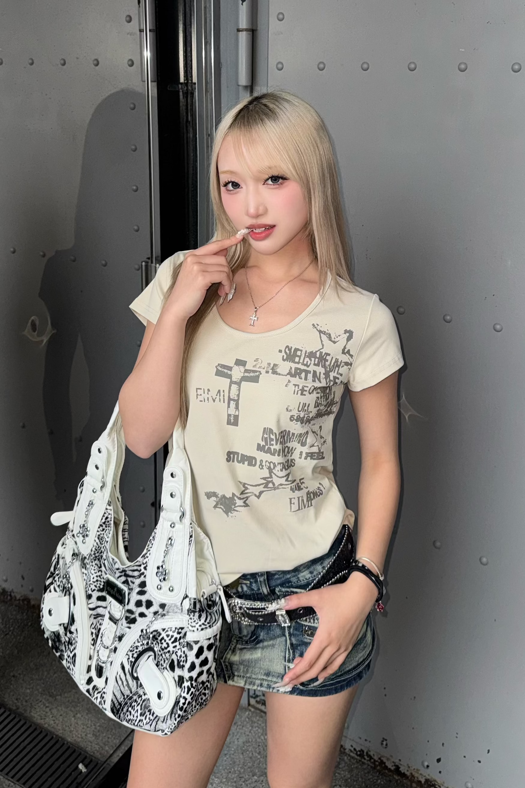 cross graphic baby tee ZC21295