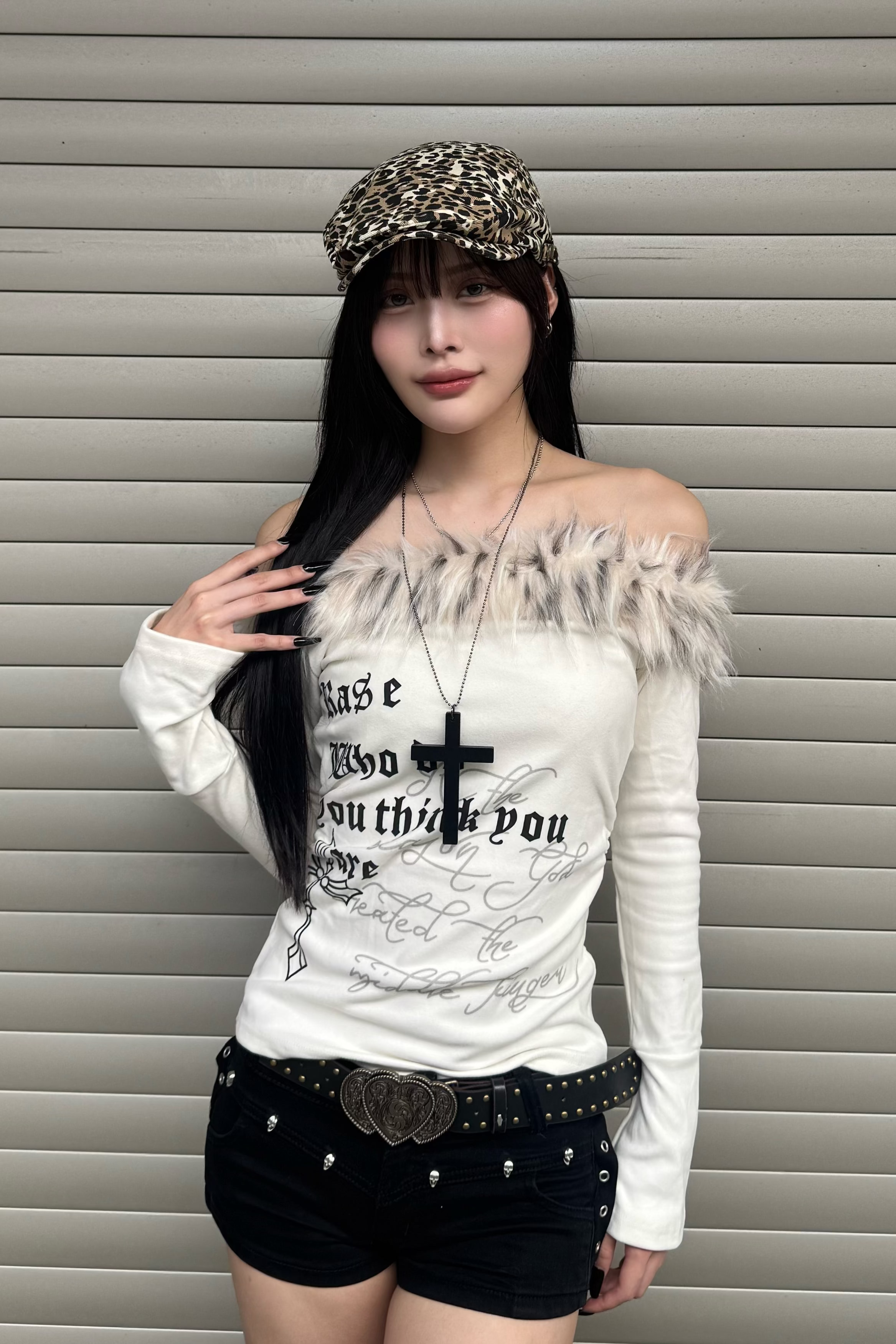 baby gothic fur off-shoulder ZC21026