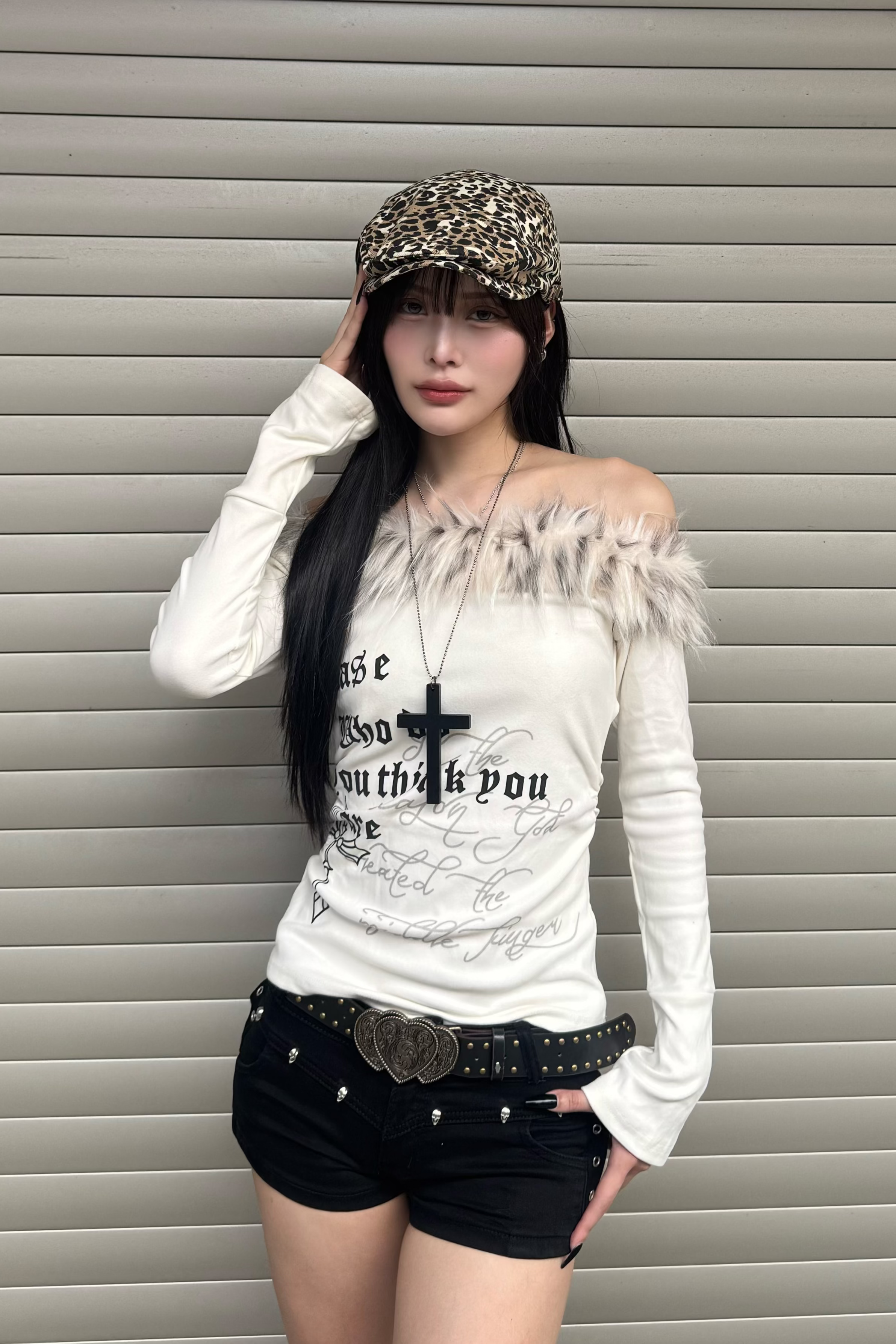 baby gothic fur off-shoulder ZC21026