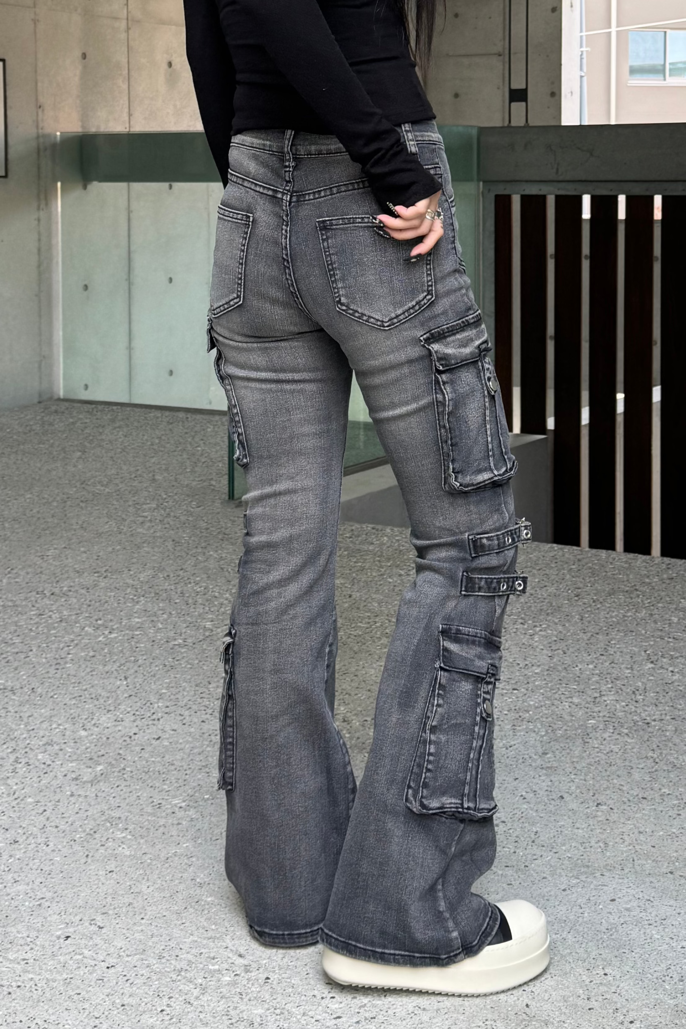 wash design belt flare pants ZC19275