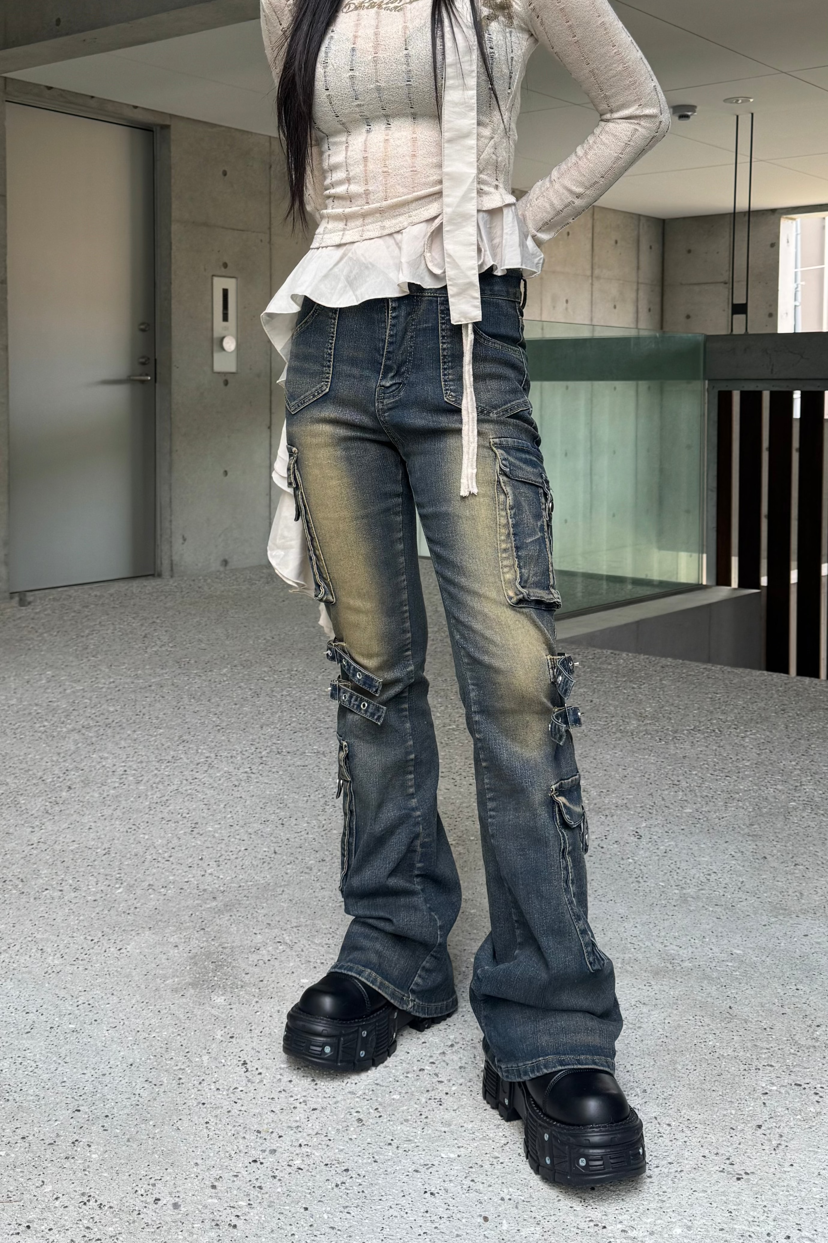 wash design belt flare pants ZC19275