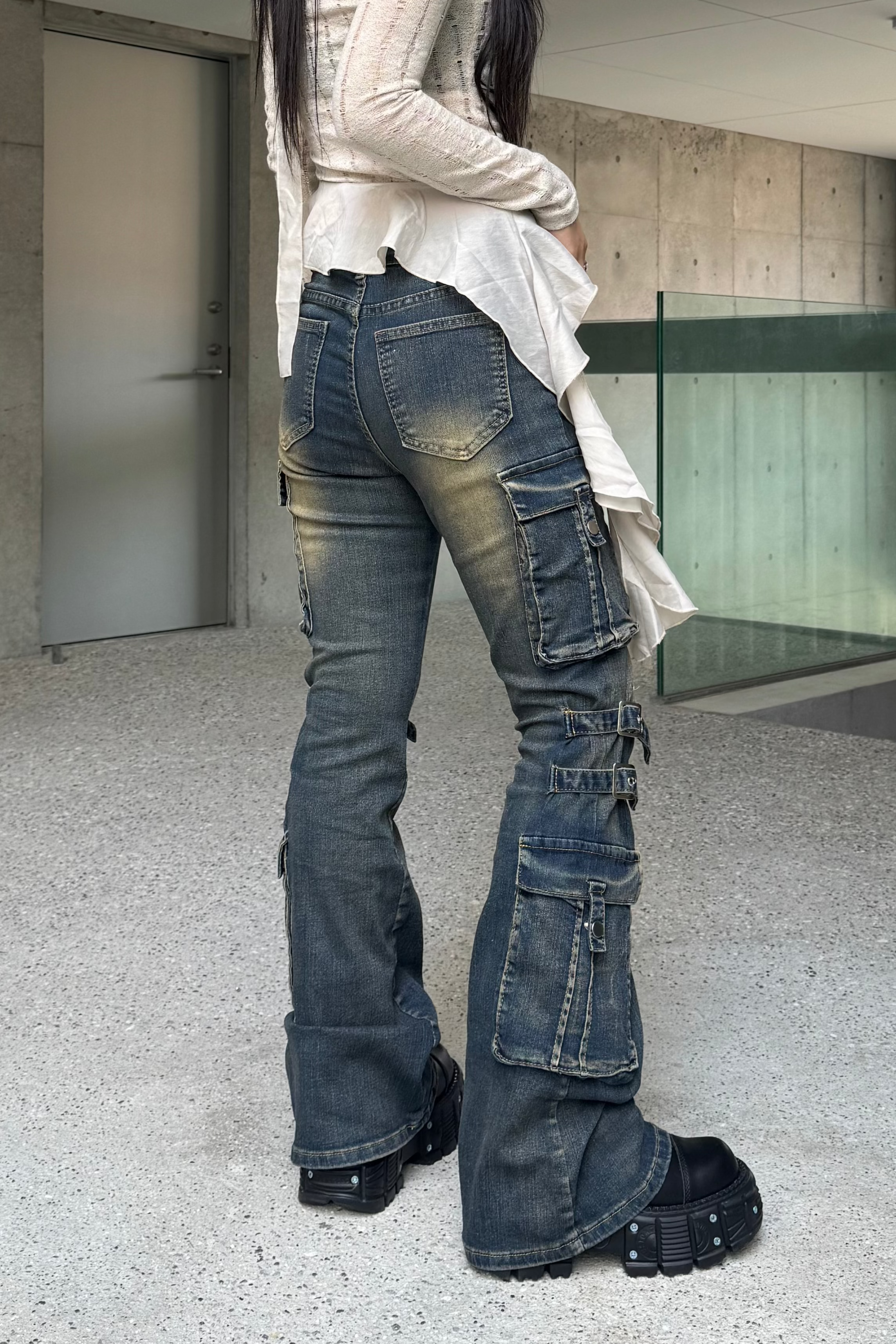 wash design belt flare pants ZC19275