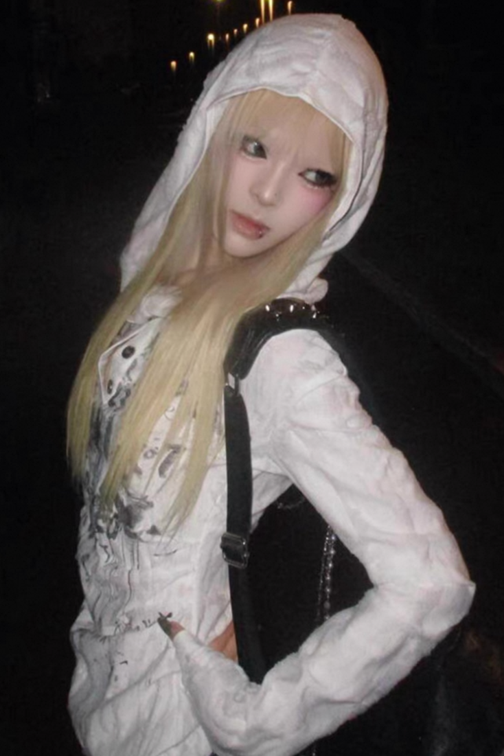 Graphic riot hoodie ZC21107