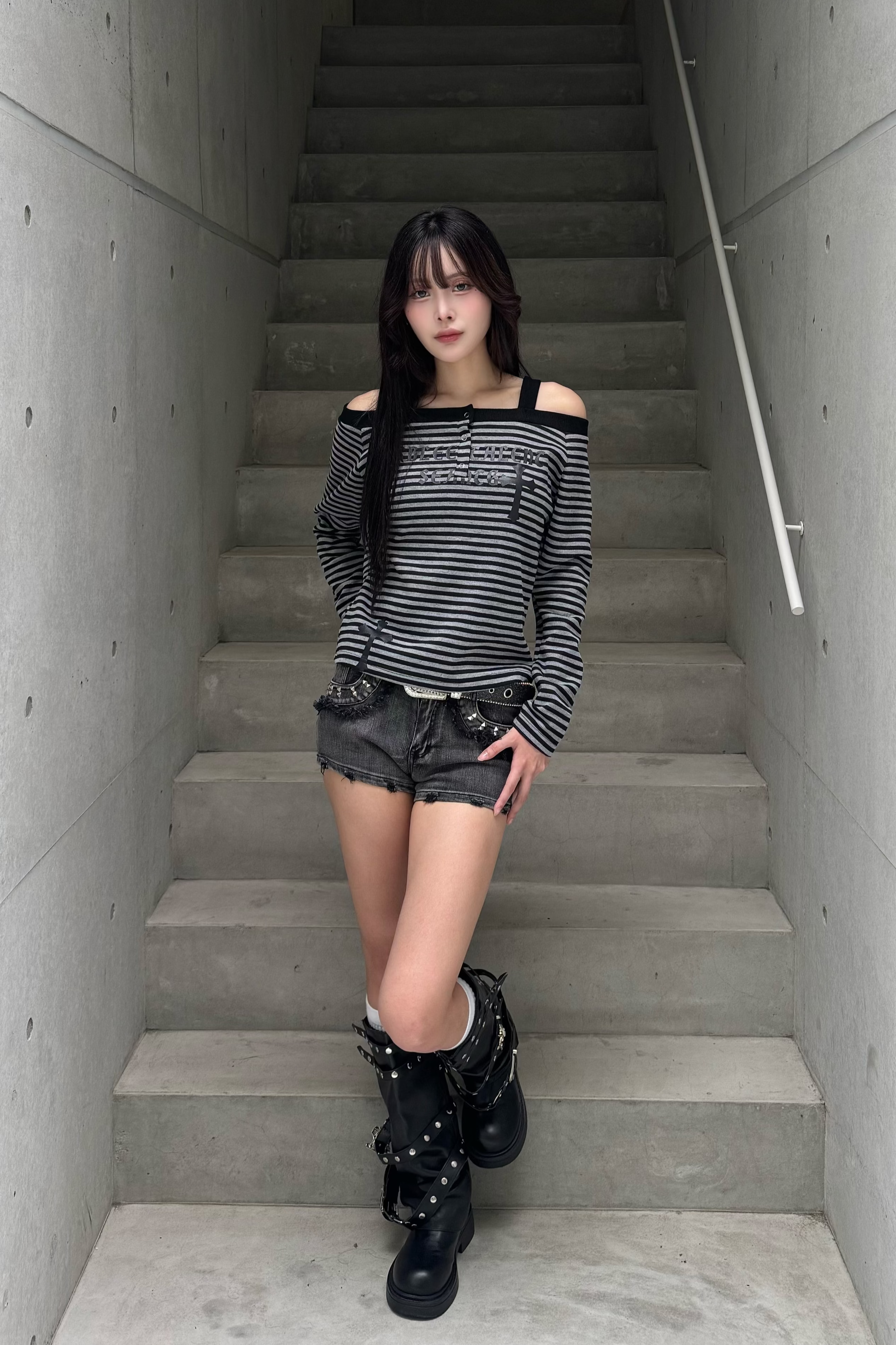 offshoulder boarder long sleeve ZC20951