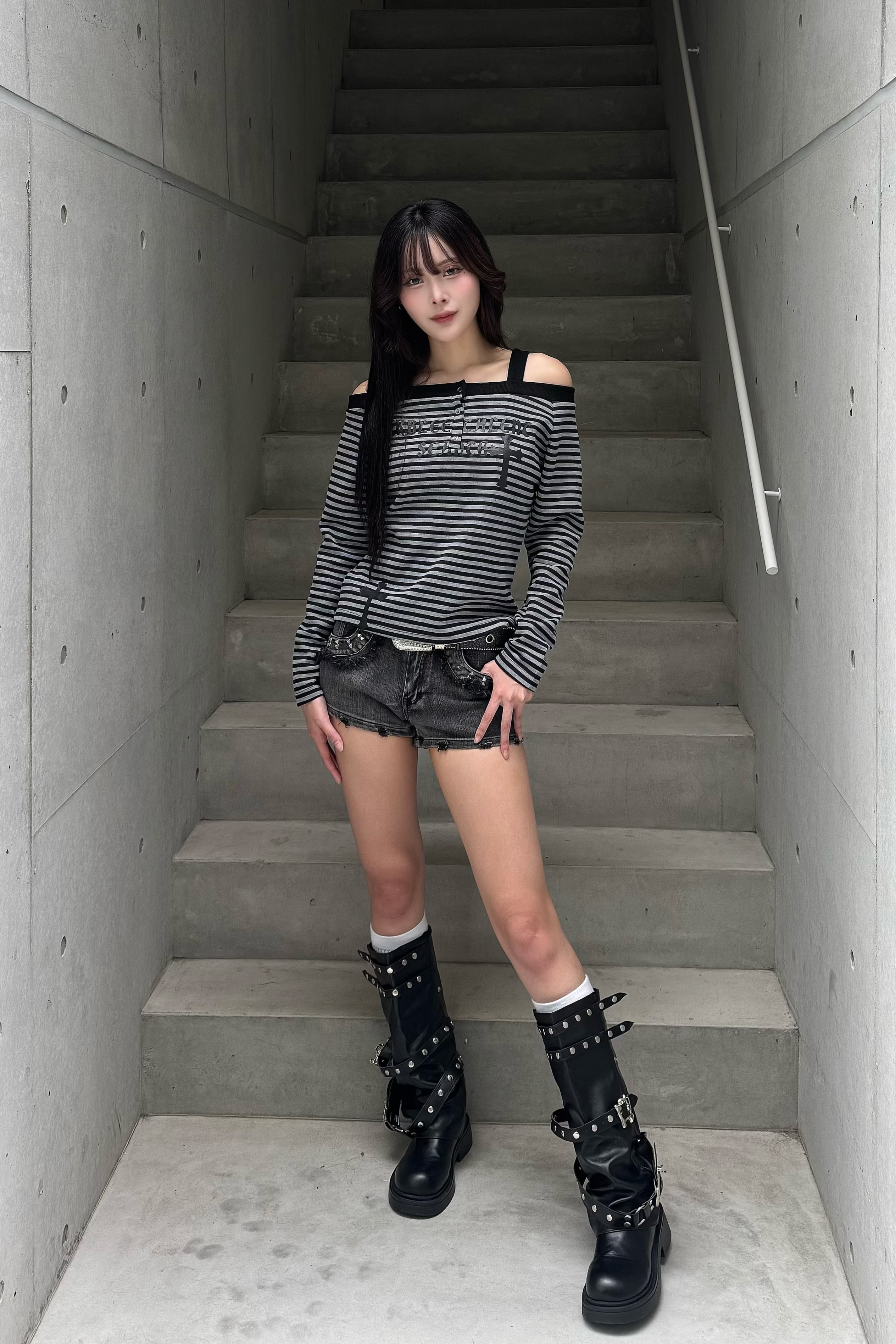 offshoulder boarder long sleeve ZC20951