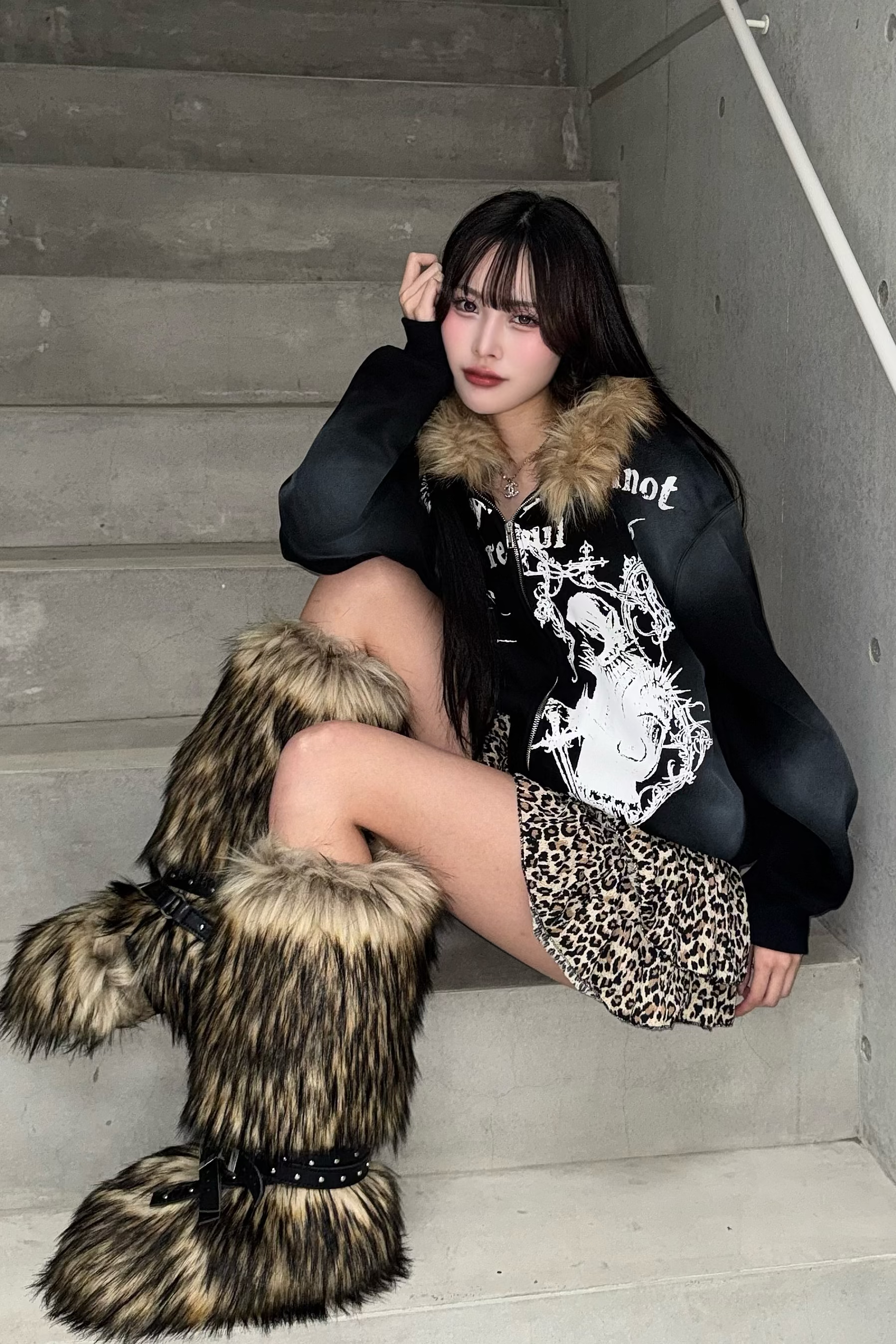 Grave fur hoodie ZC21032