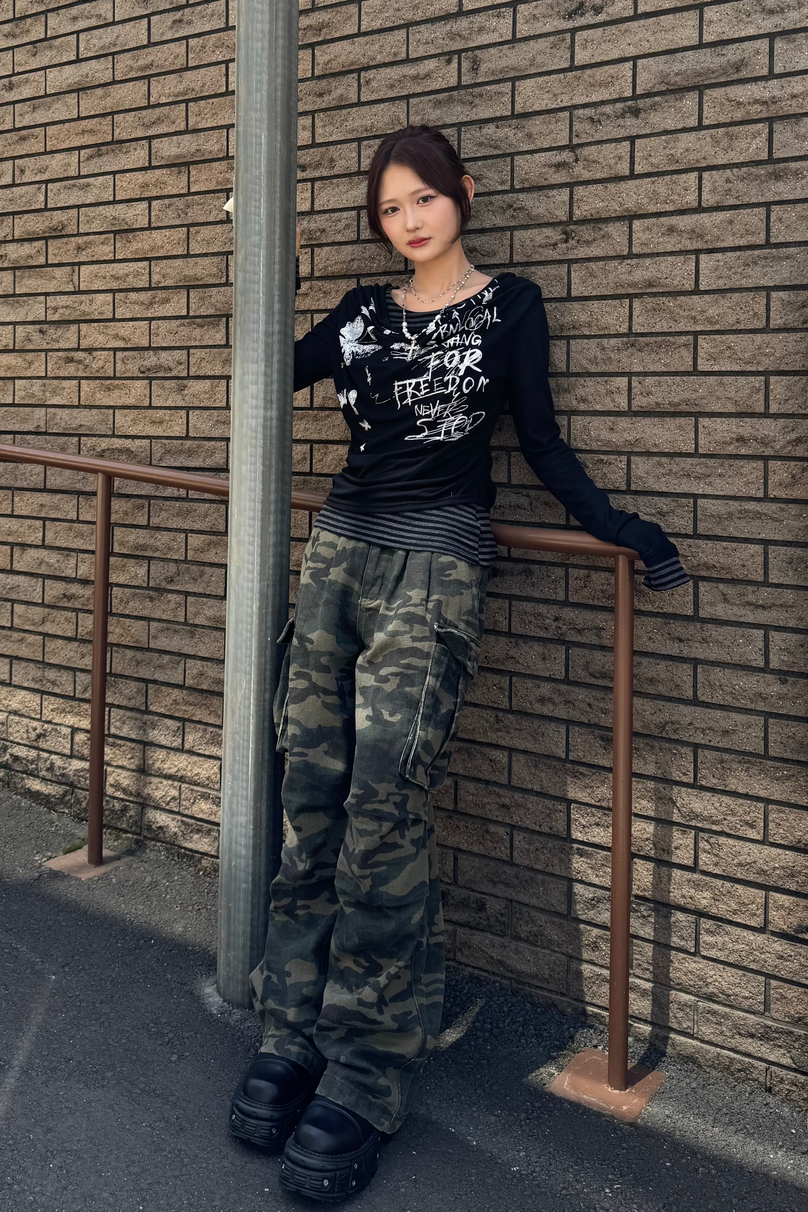 border pattern layered tops ZC20817