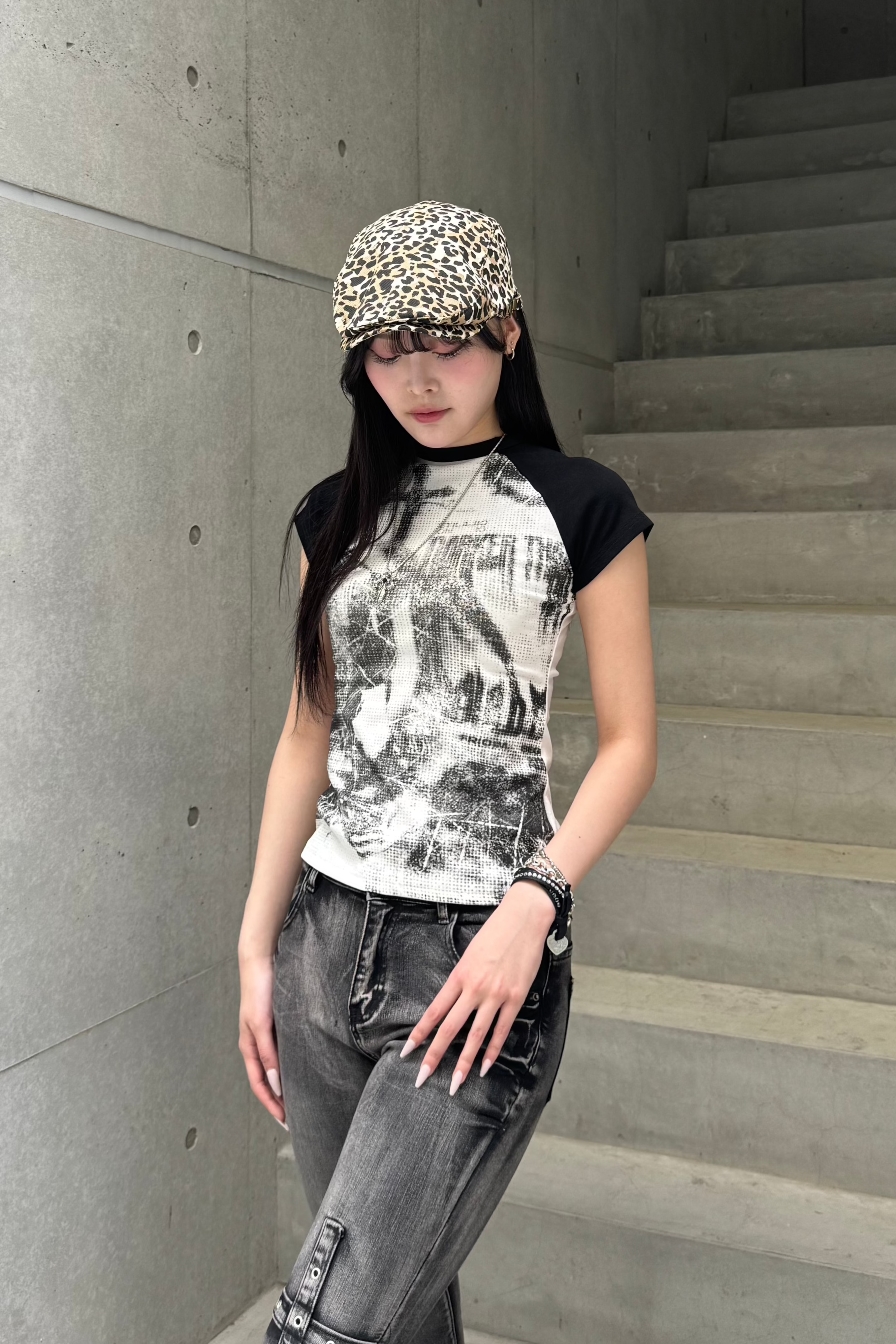 artifact raglan Tshirt ZC20820