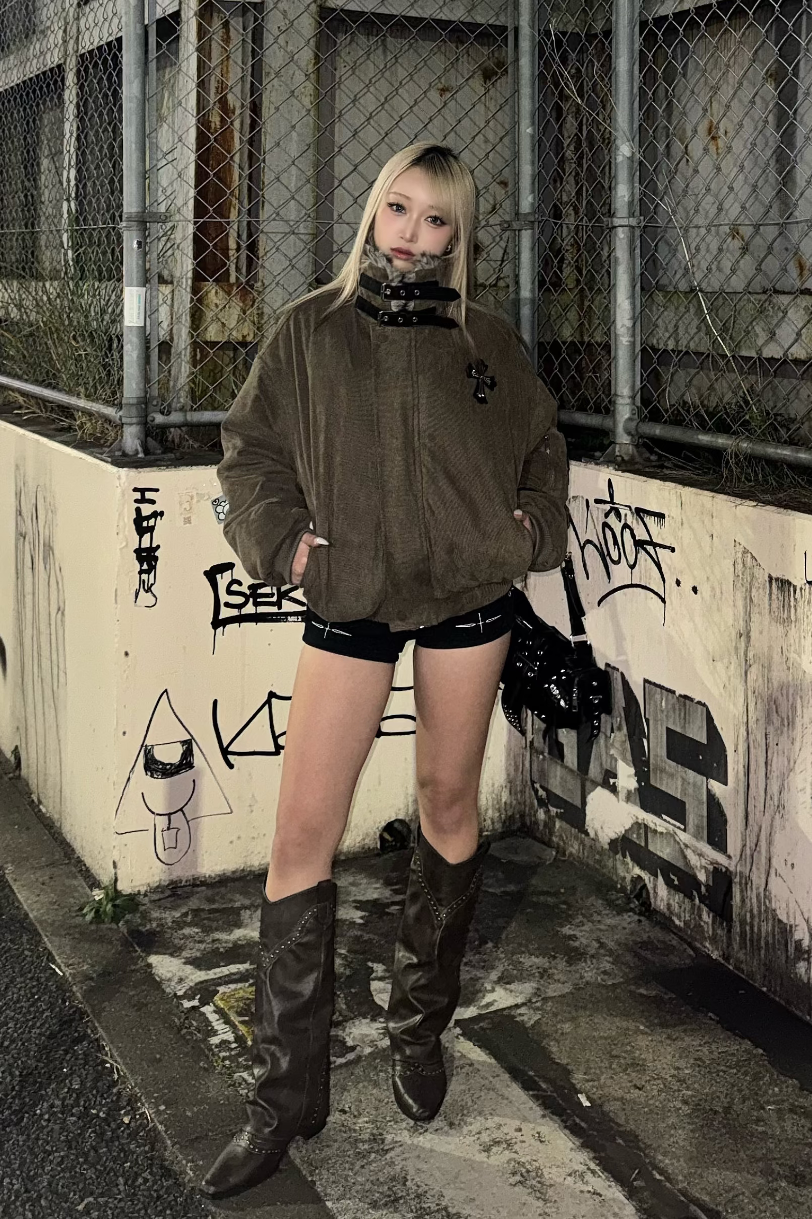 Cross patch fur collar blouson ZC30101