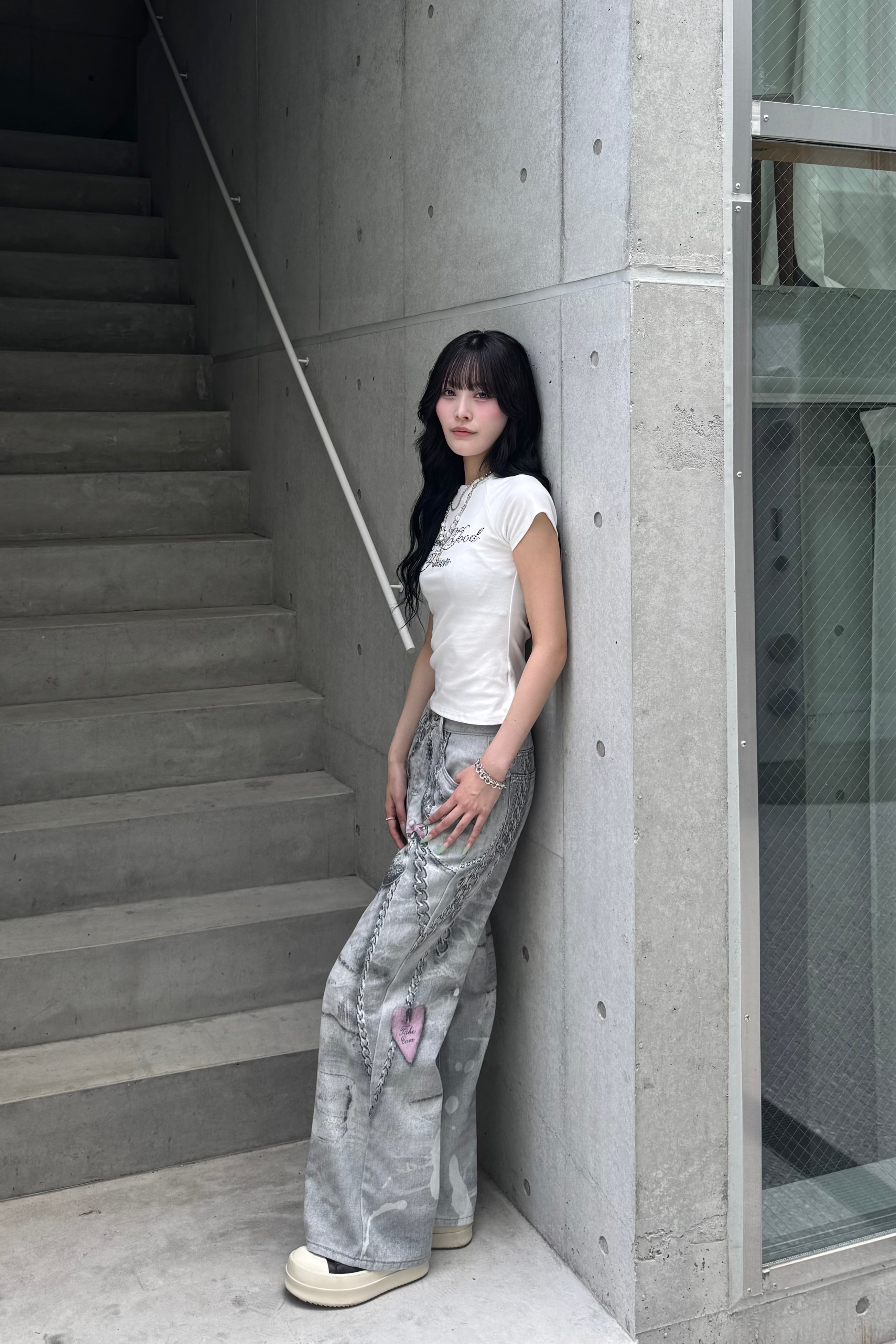 silver chain accent jeans ZC19299