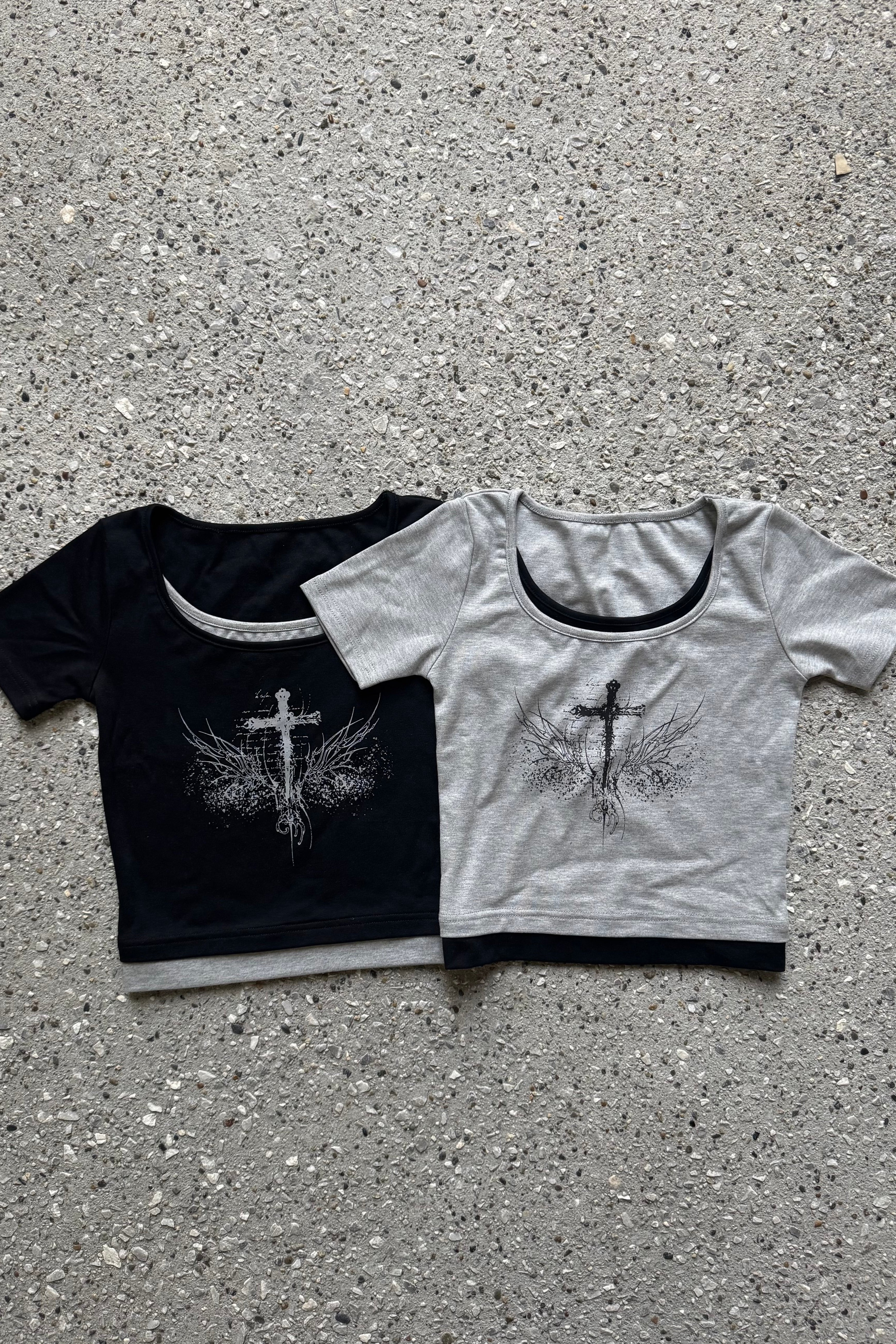 クロスデザインクロップドTシャツ ZC20940