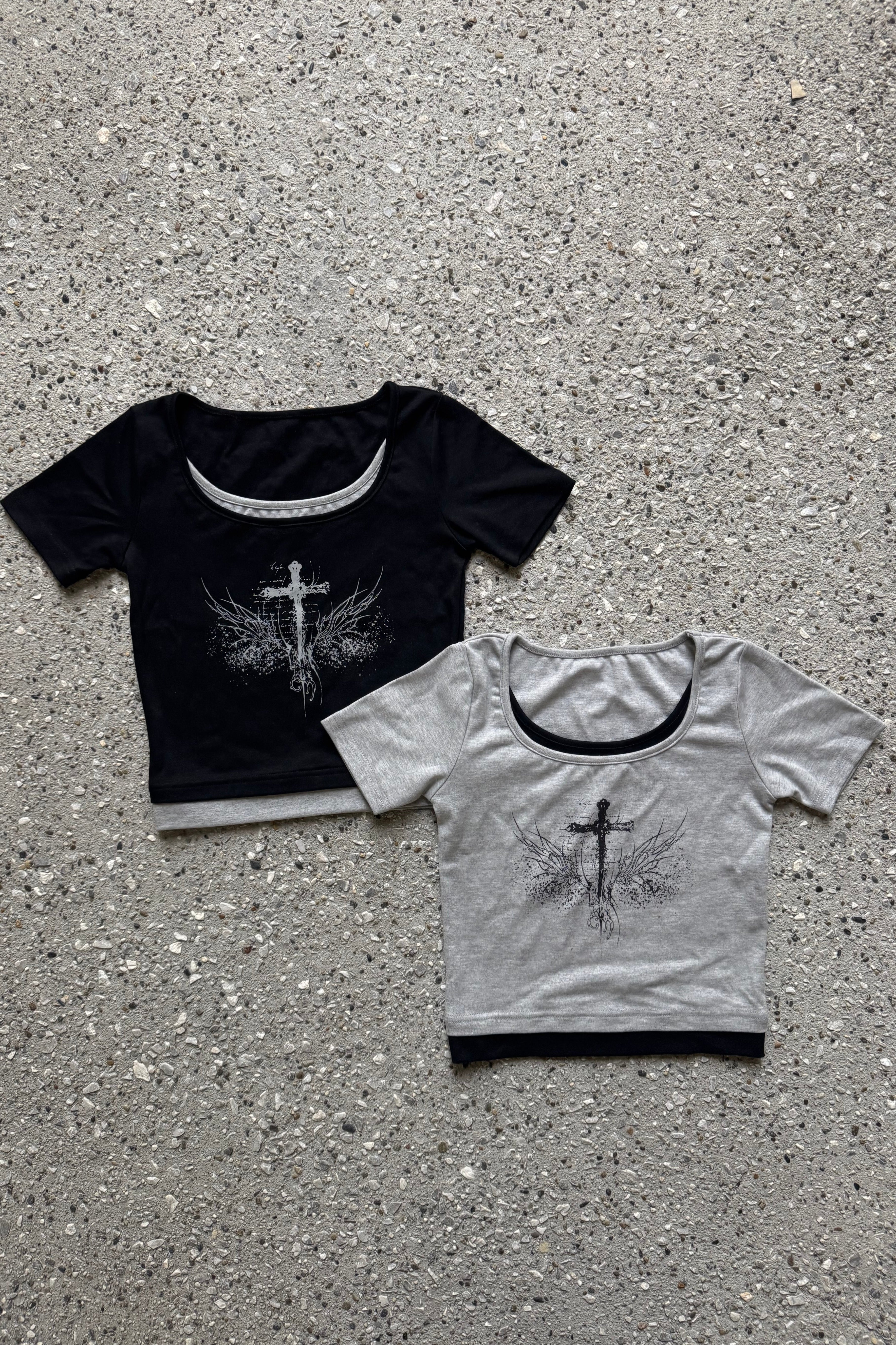 クロスデザインクロップドTシャツ ZC20940