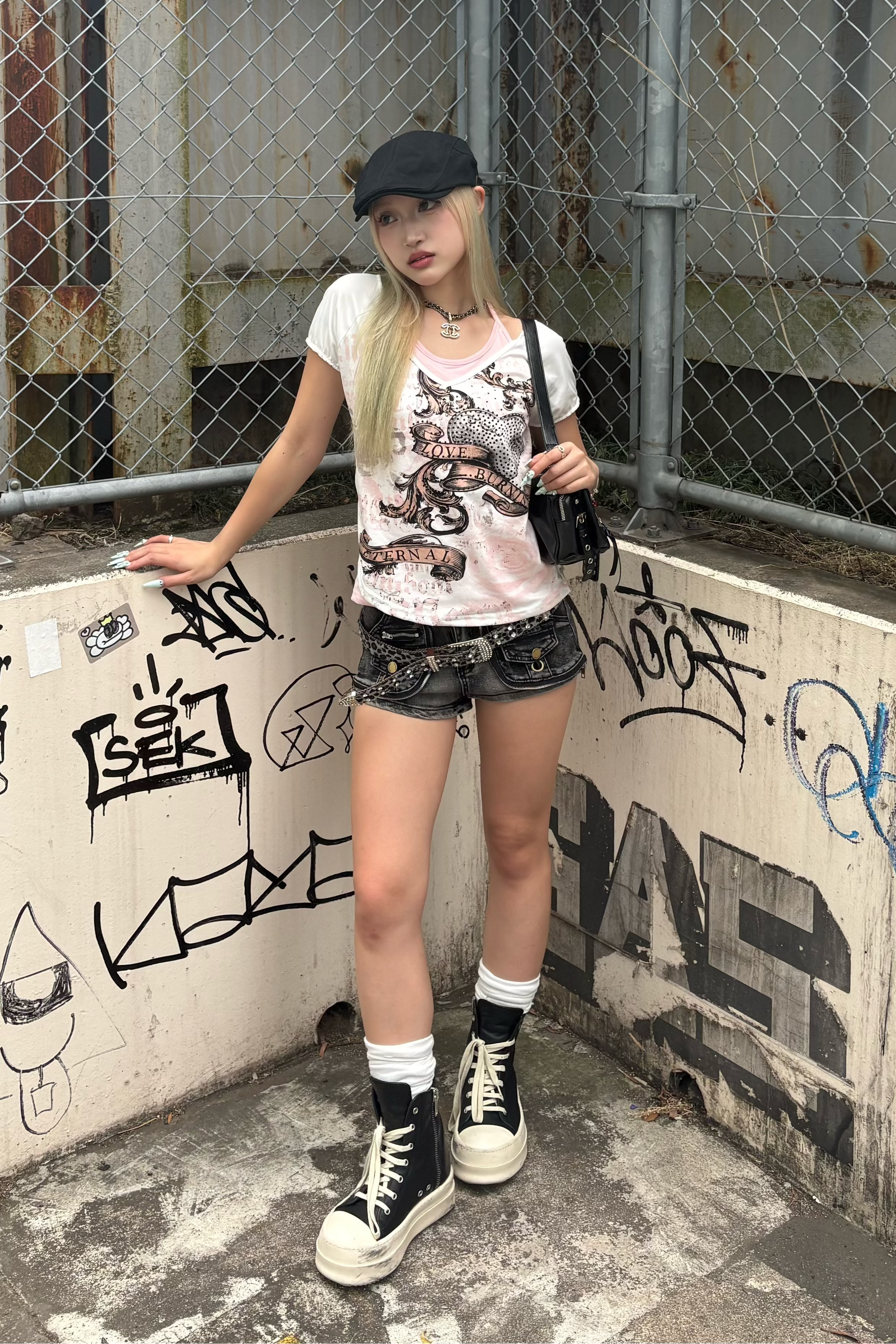 layered graphic tee ZC21307
