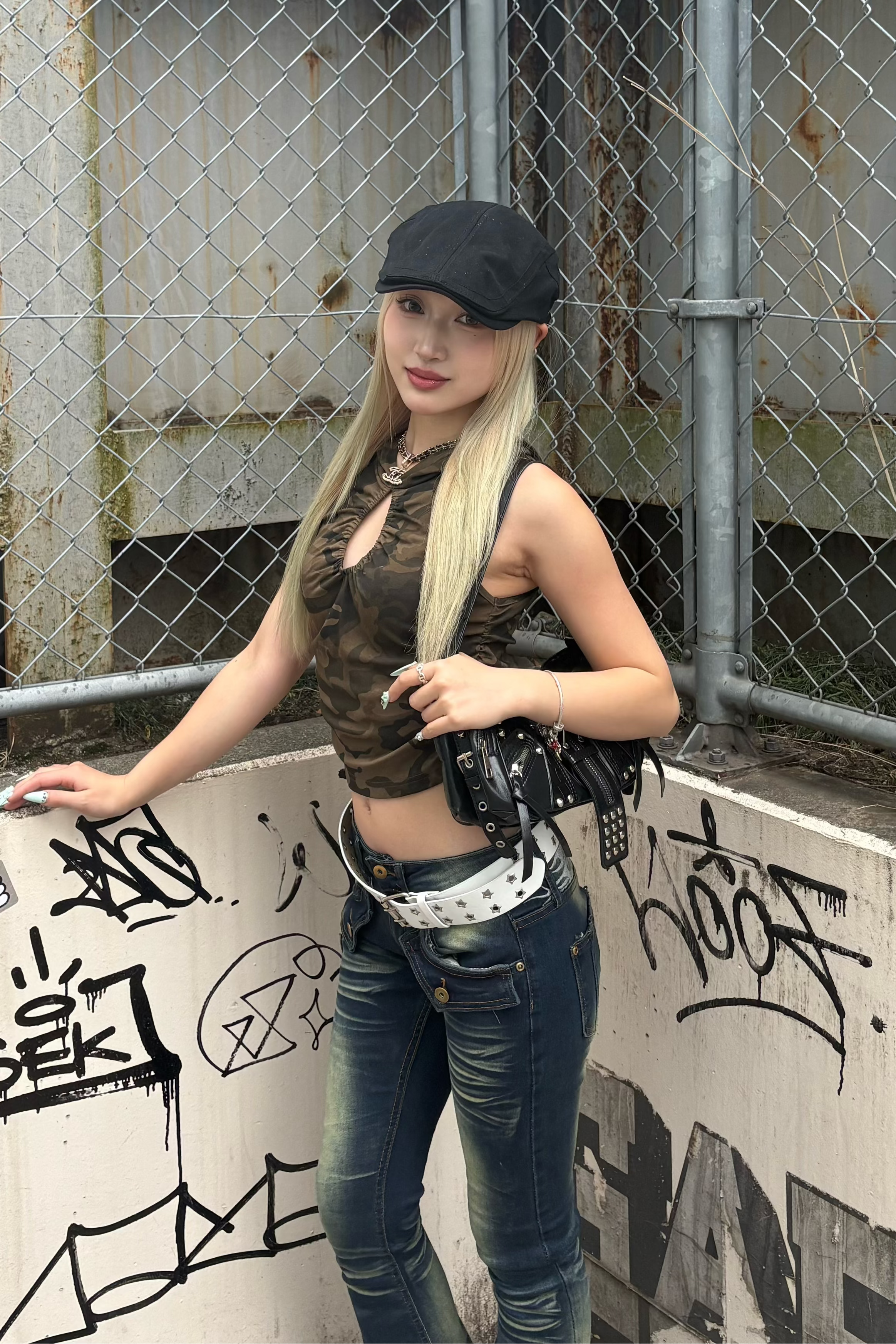 camouflage sleeveless hoodie ZC21363