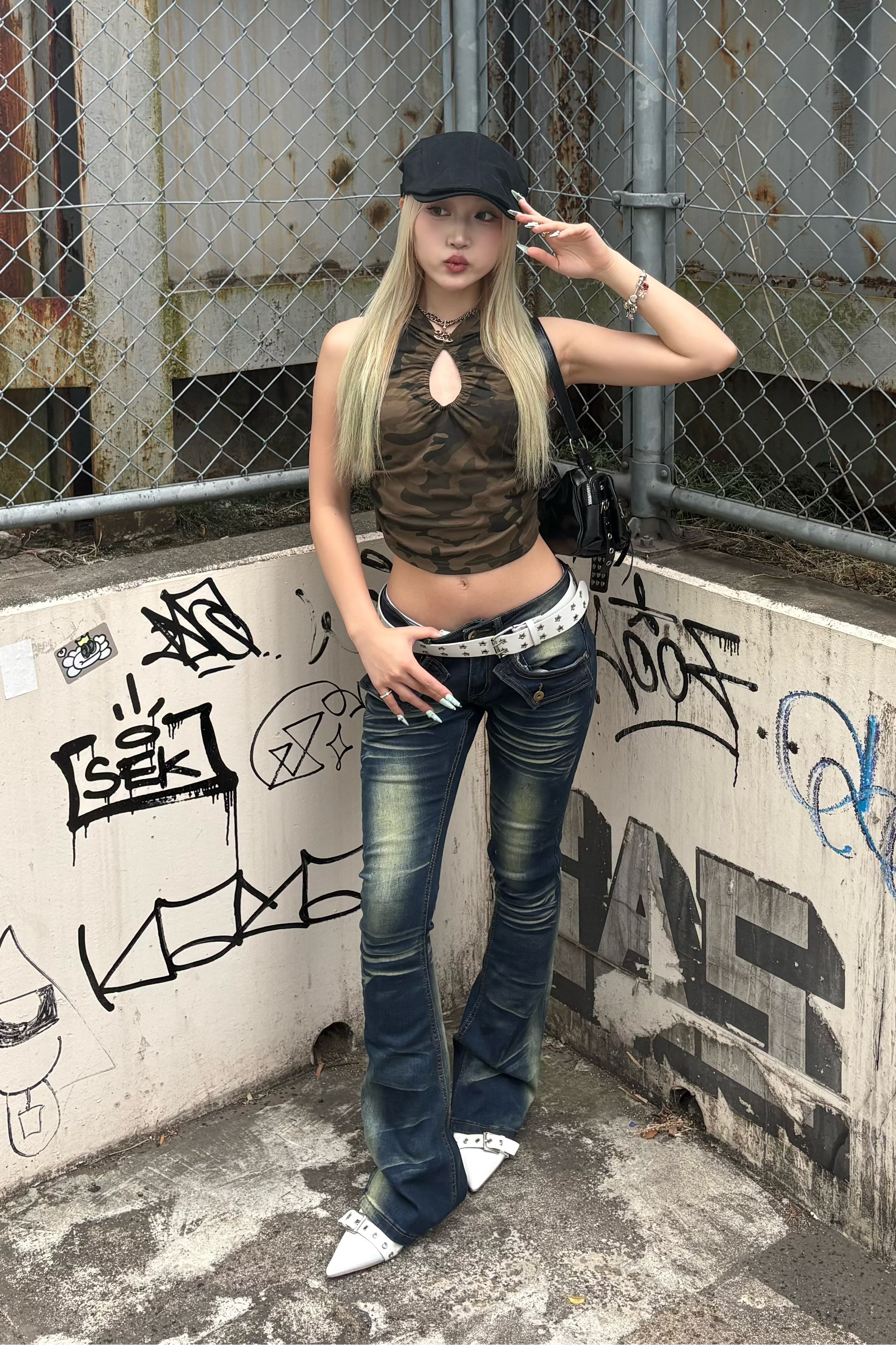 camouflage sleeveless hoodie ZC21363
