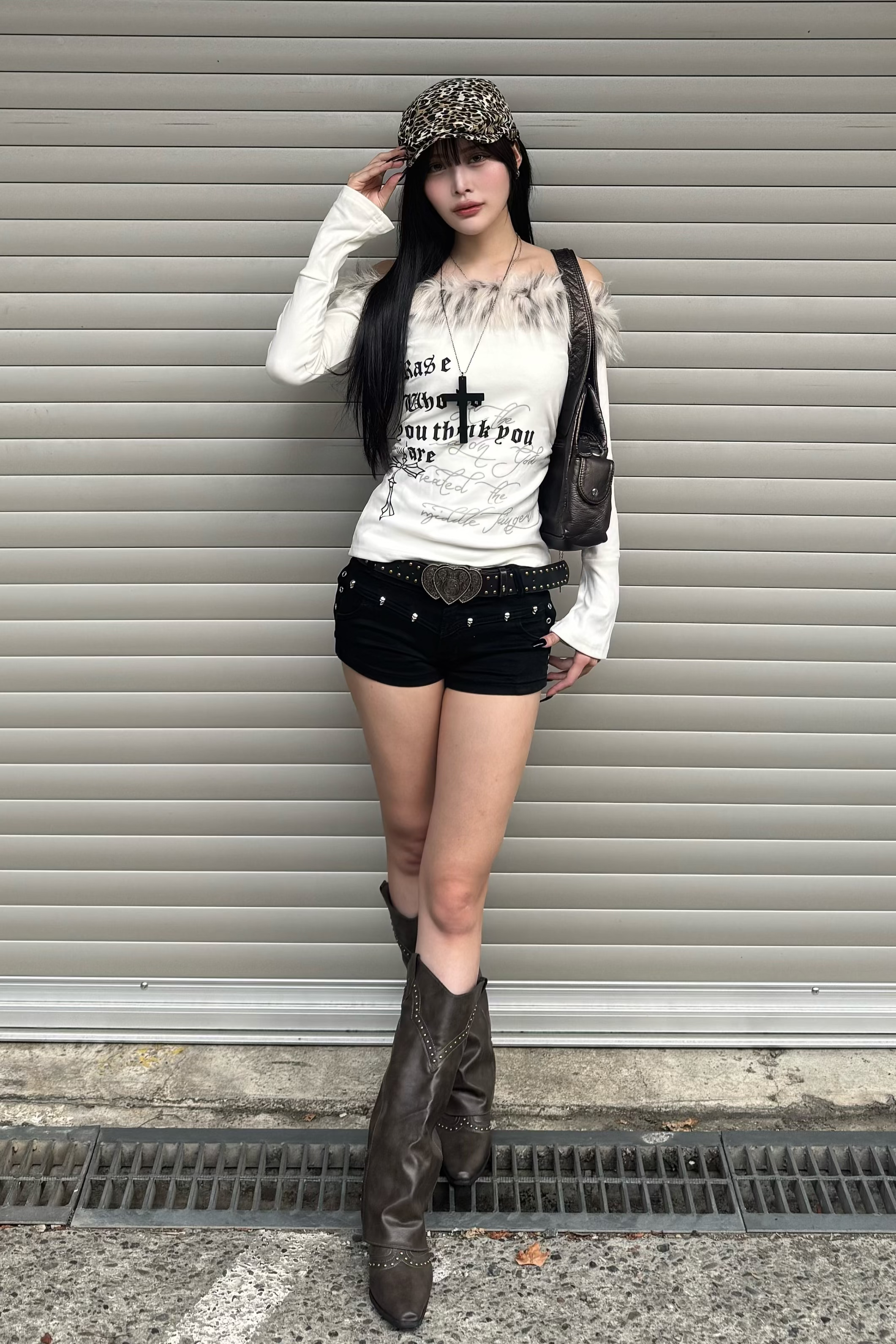 baby gothic fur off-shoulder ZC21026
