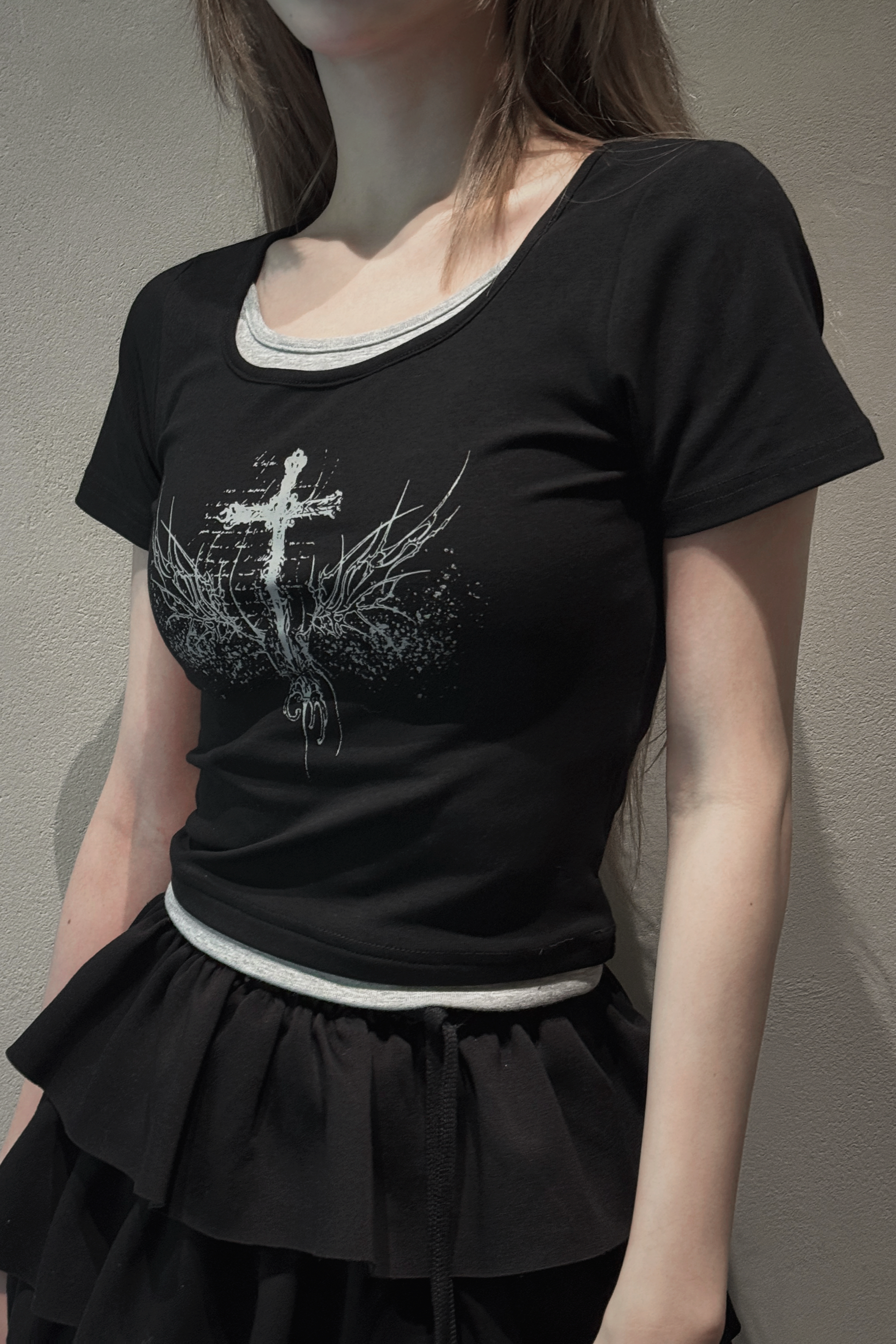 クロスデザインクロップドTシャツ ZC20940
