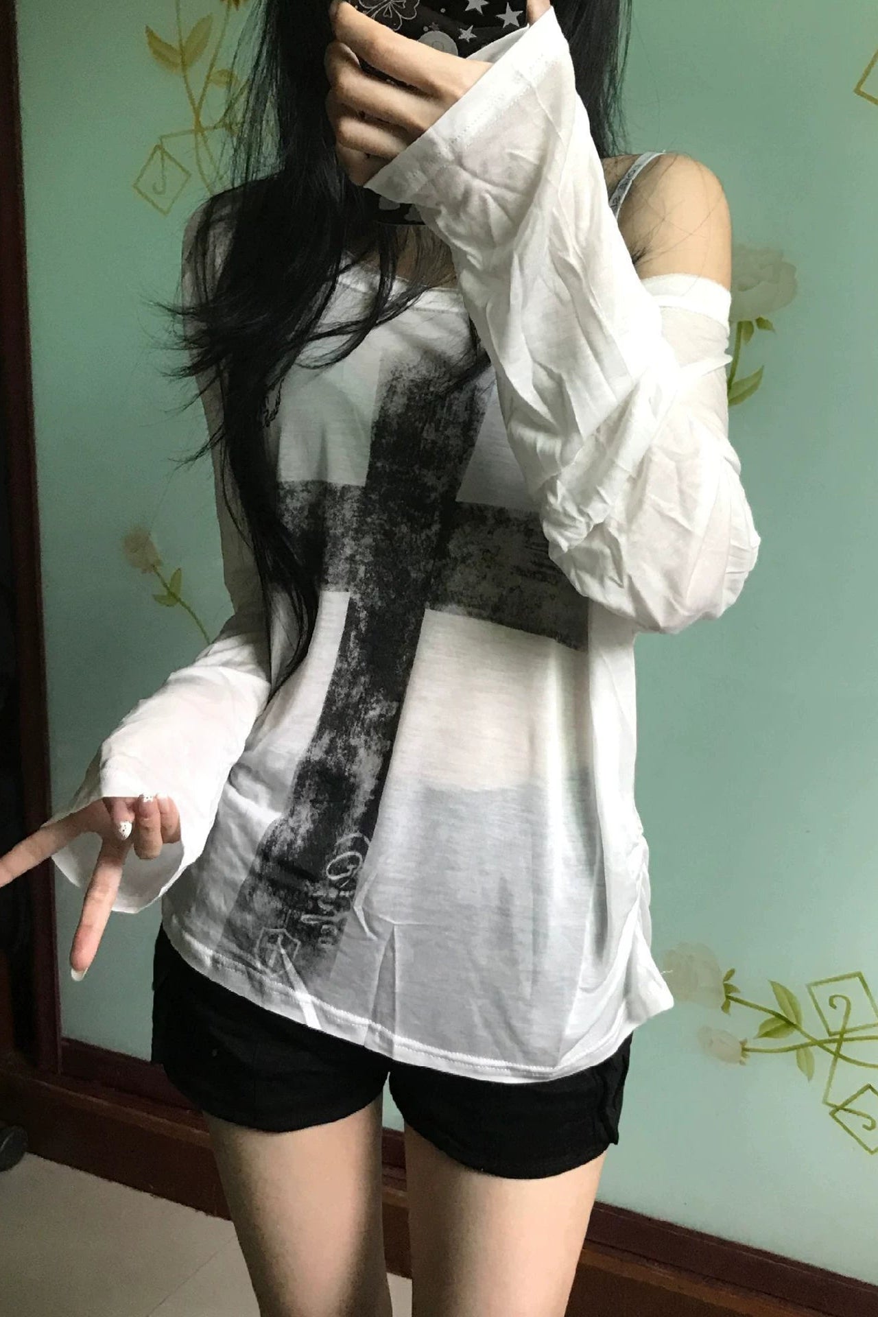オフショルダークロスシアーTシャツ ZC20003